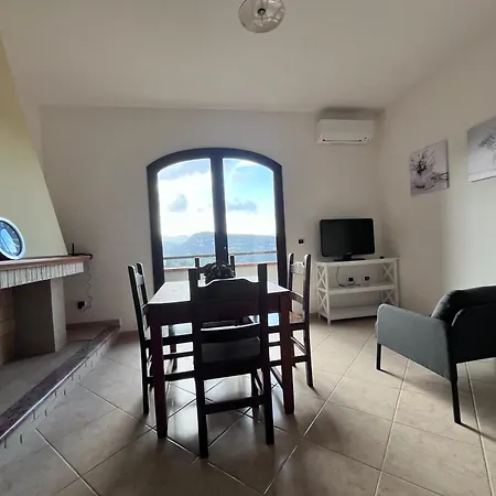 Apartment Domu' *